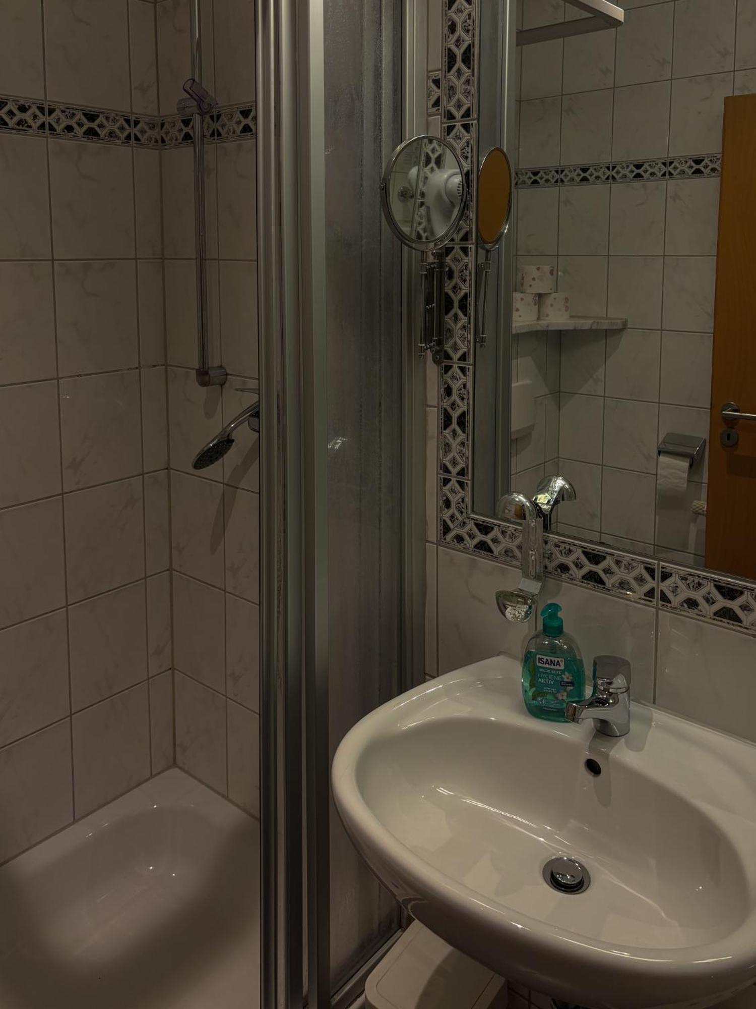 Stadthotel Kolpinghaus - Vier Ecken Werne Zewnętrze zdjęcie